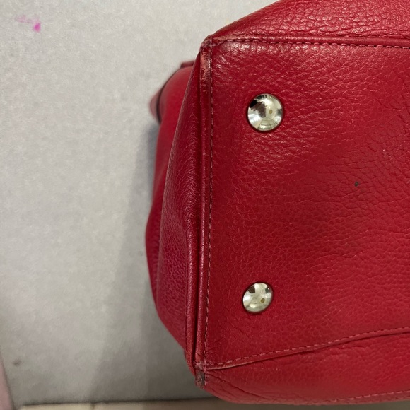 Coach red leather turn lock tote bag ! - Picture 4 of 10